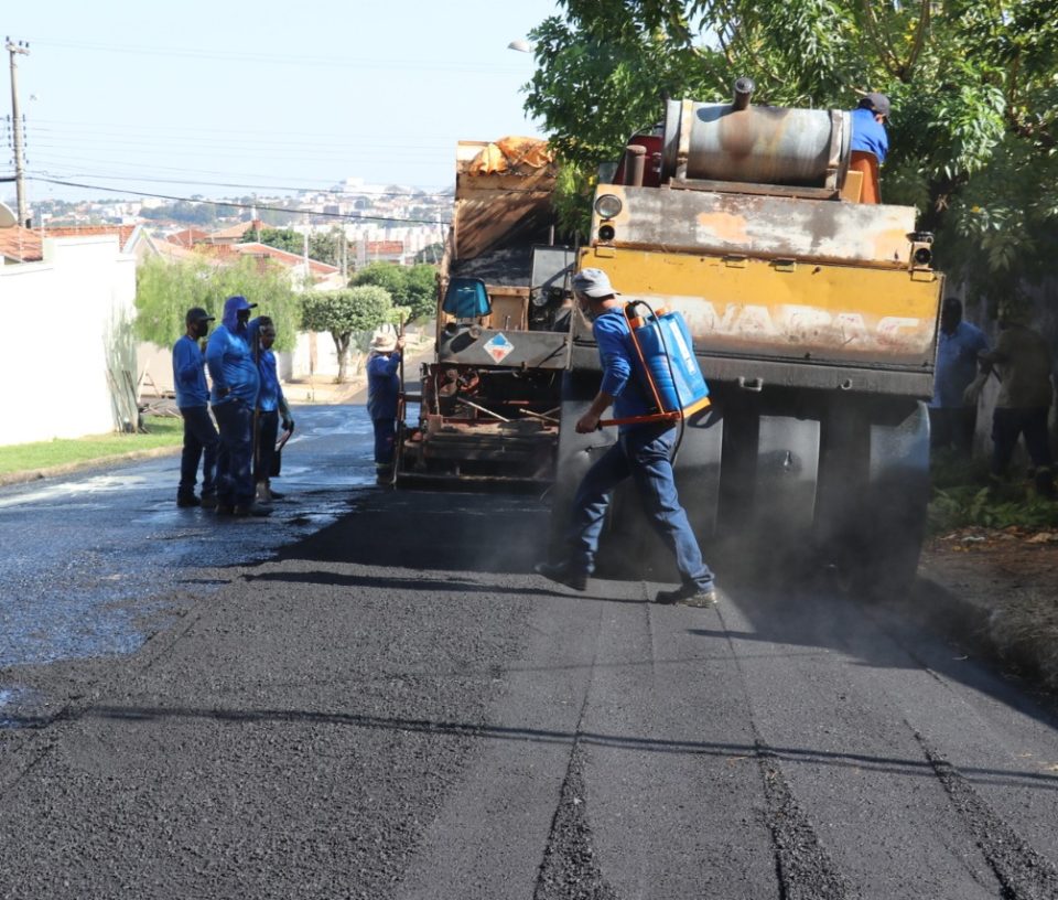 Codemar avança com recape de asfalto na zona Leste