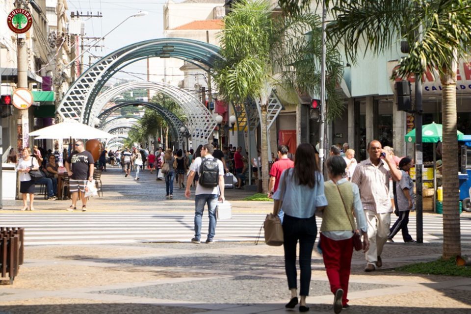 “Lei do Comércio” vale até publicação de novo decreto em Bauru