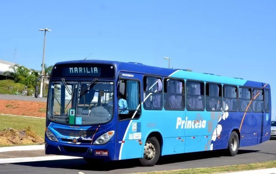 Transporte para distritos é prorrogado por falta de licitação