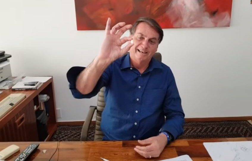 Bolsonaro diz “estar muito bem” com uso de cloroquina