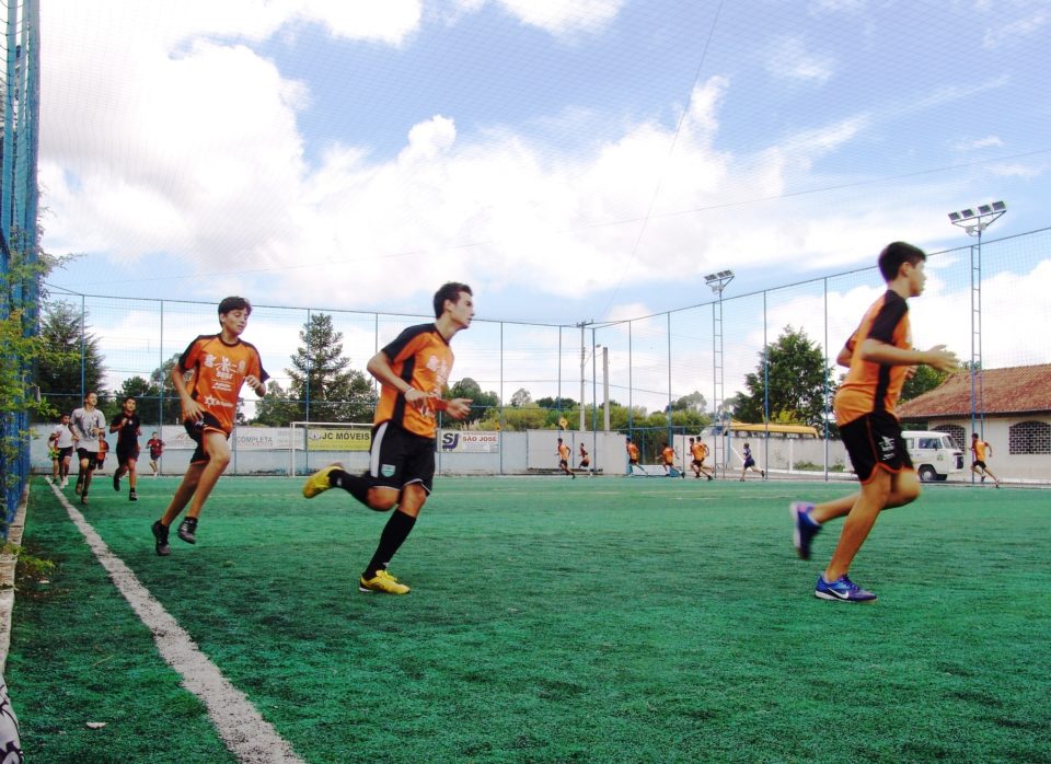 Pandemia gera indefinição sobre projetos sociais de esporte