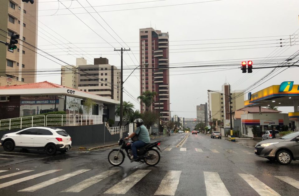 Chuva persiste em Marília; veja a previsão do tempo