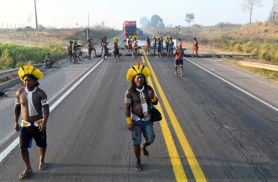 BR-163 tem bloqueios por protestos de indígenas