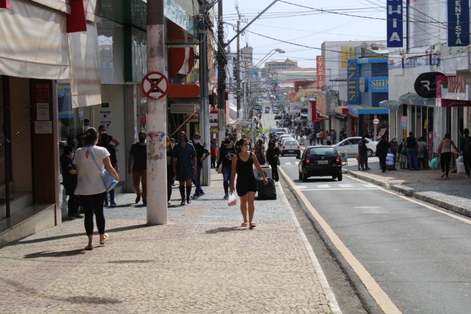 Comércio se anima e espera alavancar vendas com Dia dos Pais em Marília