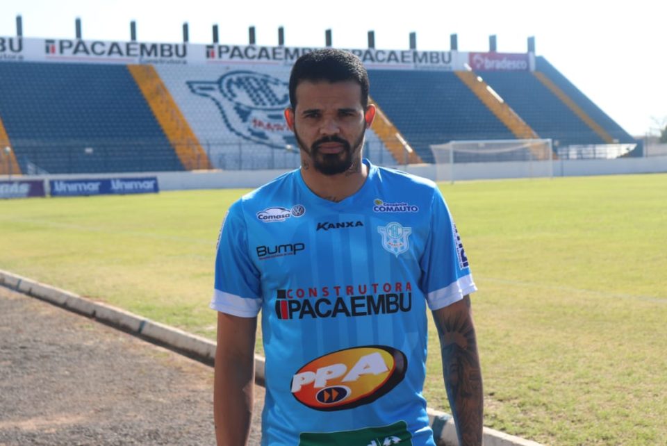 Diogo Calixto é o novo reforço do MAC na Série A3