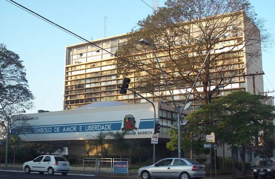 Câmara vota projeto que cria plano de metas para prefeitos