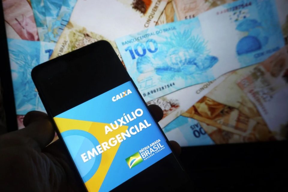 Caixa credita hoje auxílio para mais de 4 milhões