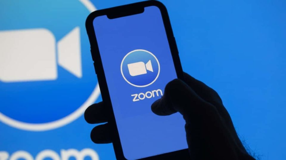 Zoom lança serviço telefônico no Brasil