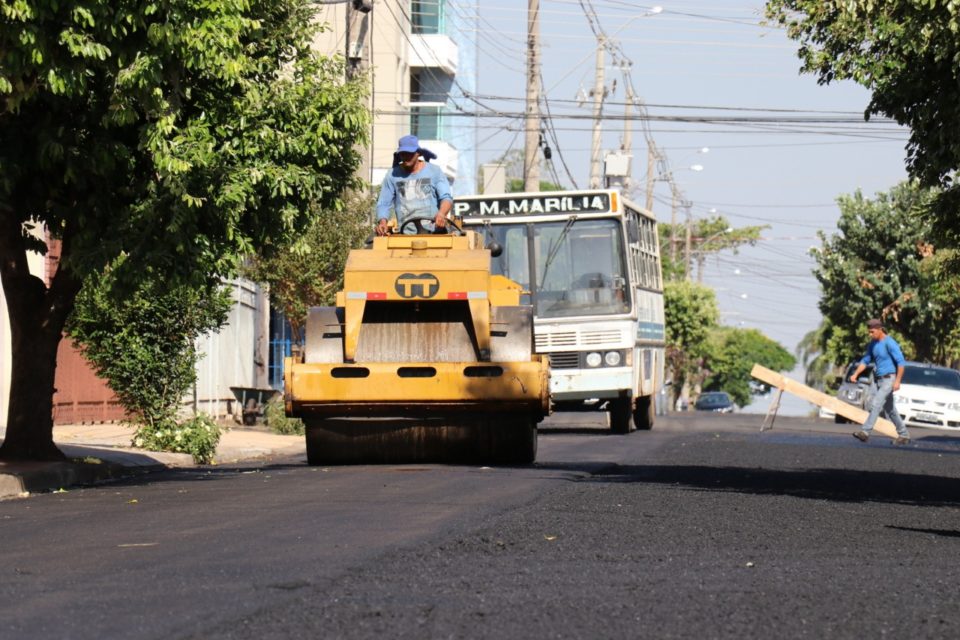 Prefeitura e Codemar finalizam recape no bairro Bassan