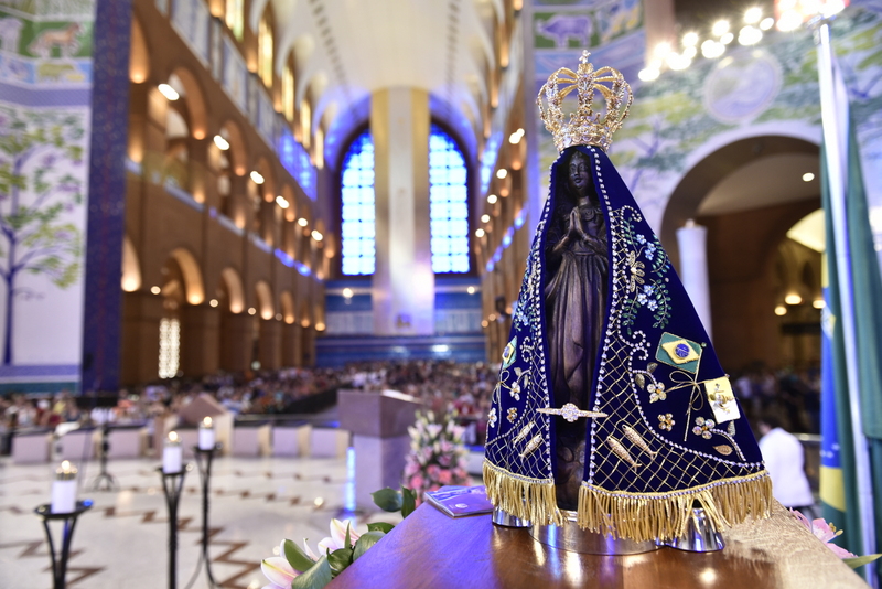 Aparecida programa festa virtual e limita número de fiéis