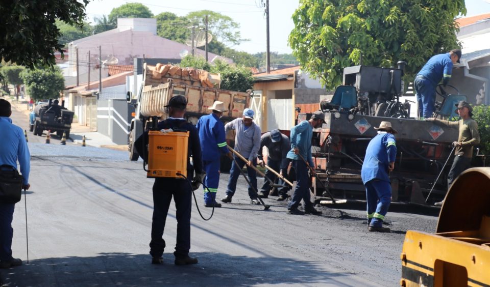 Codemar finaliza nesta sexta o recape de rua no Jardim Itaipu