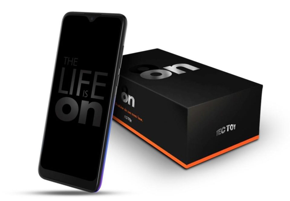 Tectoy lança seu primeiro smartphone por R$ 2 mil