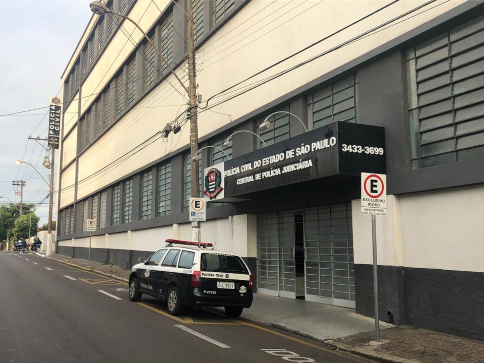 Ladrão armado rouba mochila de homem na zona Norte