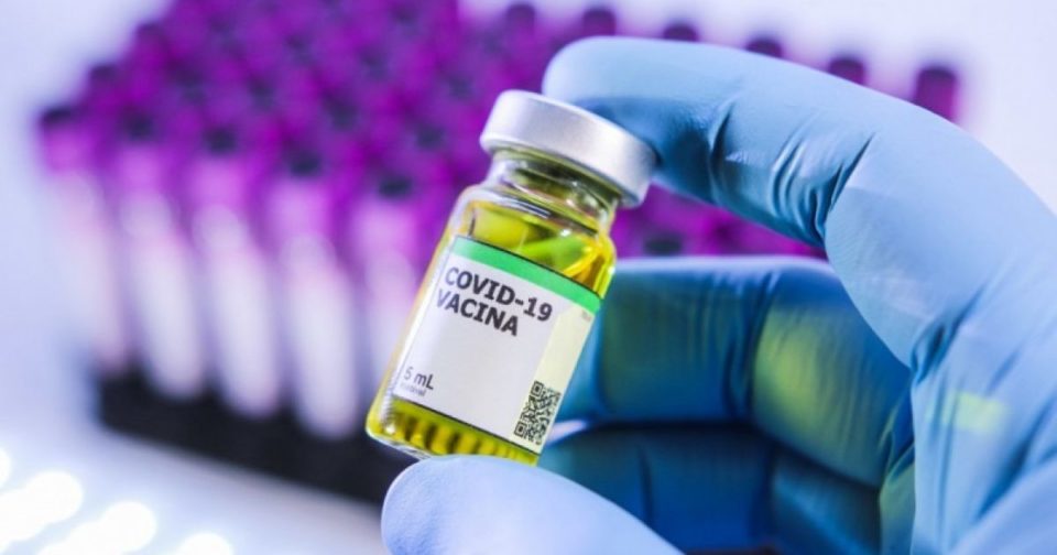 Anvisa alerta sobre falsa vacina de Oxford contra covid