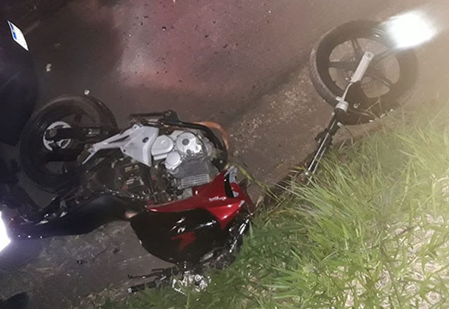 Jovem Morre Em Acidente Entre Moto E Caminhão • Marília Notícia 8064