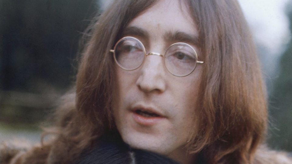 ‘Lives’ do fim de semana têm tributo a John Lennon