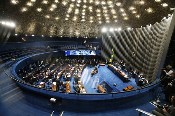 Senado negocia novos recursos para Pronampe