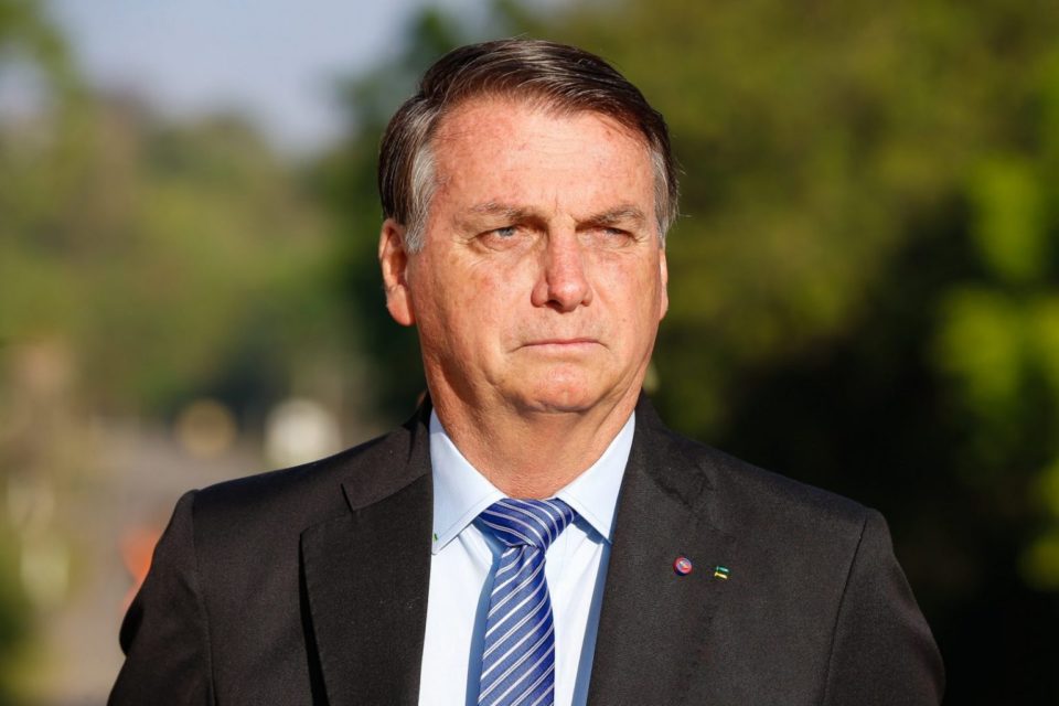 Bolsonaro se irrita com cobrança sobre o preço do arroz