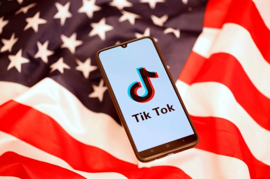 Bloqueio ao TikTok nos EUA entra em novo impasse