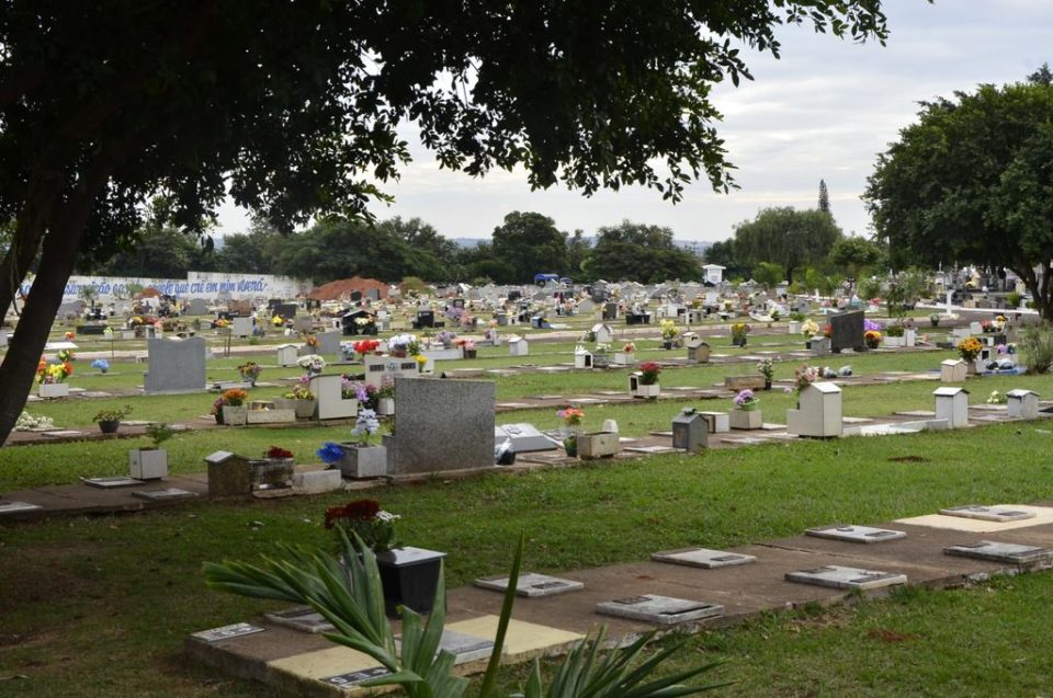 Pandemia torna o momento de luto e despedida ainda pior