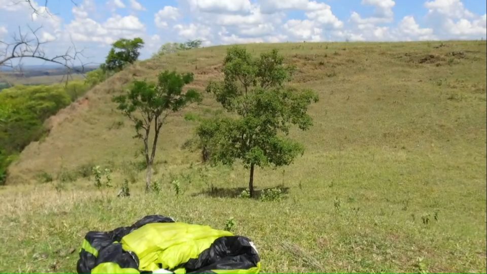 Acidente com parapente na ‘Serra do Country’ deixa homem ferido