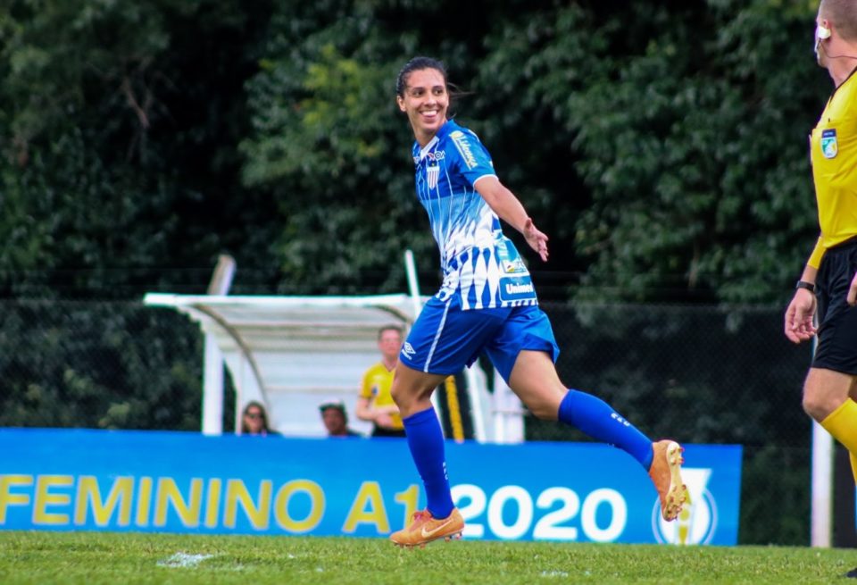 Seleção tem nove atletas ‘divididas’ entre amistosos e final do Brasileiro