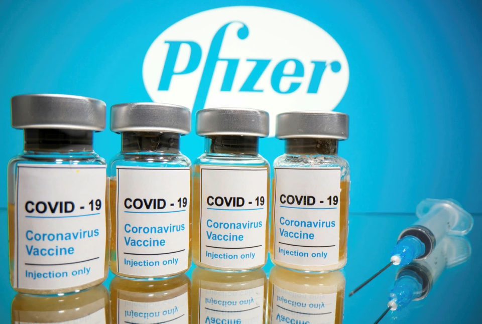 Governo de São Paulo festeja sucesso de vacina da Pfizer