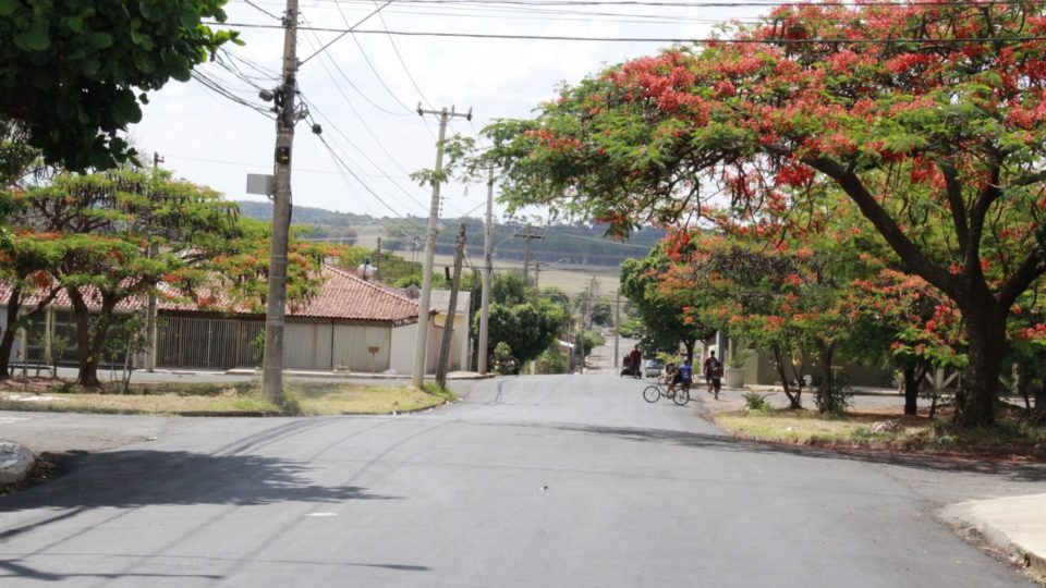 Prefeitura conclui recape da rua José Bretan no Santa Antonieta