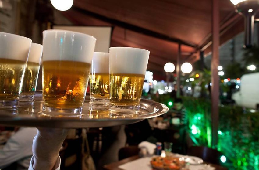 Fux volta a proibir venda de bebida alcoólica após 20h em SP