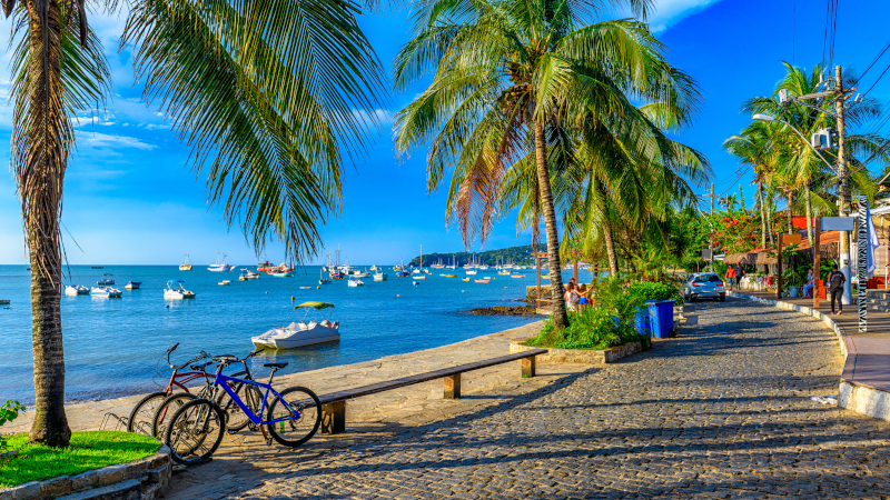 Justiça determina que turistas deixem a cidade de Búzios