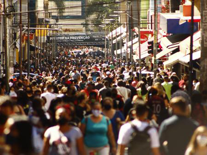 Brasil registra maior número de casos de covid desde agosto