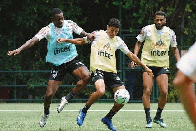 Gabriel Sara deve reforçar o São Paulo contra Atlético-GO