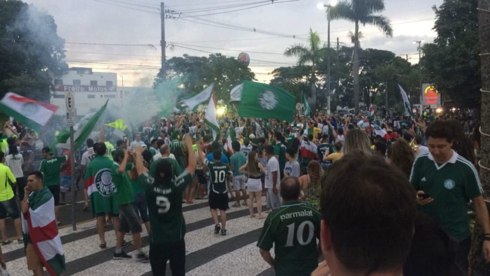 PM e Prefeitura fazem operação para inibir aglomerações