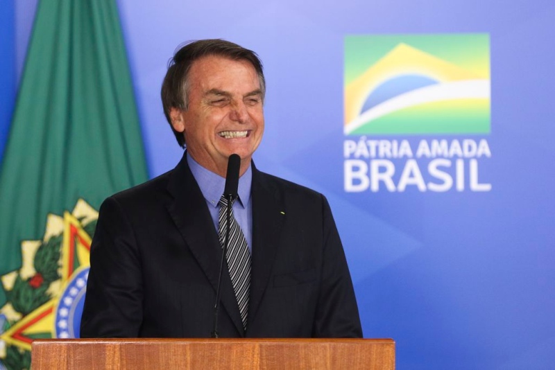 Bolsonaro sanciona LDO com vários vetos