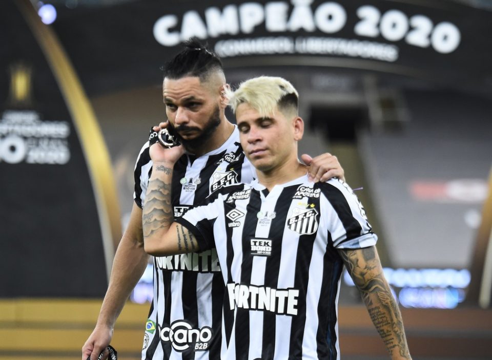 Após derrota, Santos vai ter de lutar para voltar à Libertadores