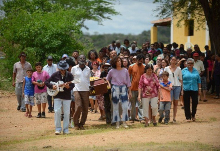 ‘Bacurau’ é confirmado na lista de filmes elegíveis ao Oscar