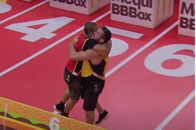 ‘BBB21″: Arthur e Projota vencem a Prova do Líder