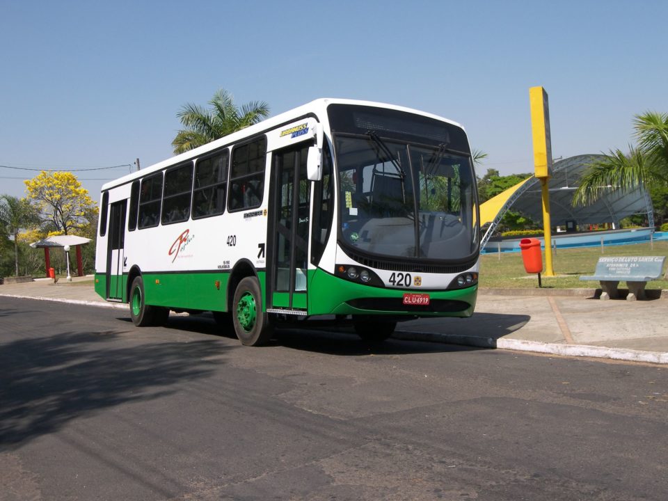 Garça reajusta tarifa e empresa de ônibus cancela paralisação