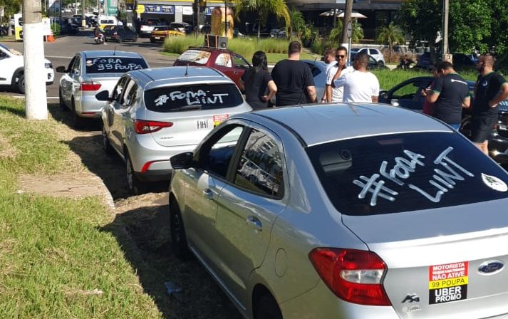 Motoristas de apps protestam contra preços de combustíveis