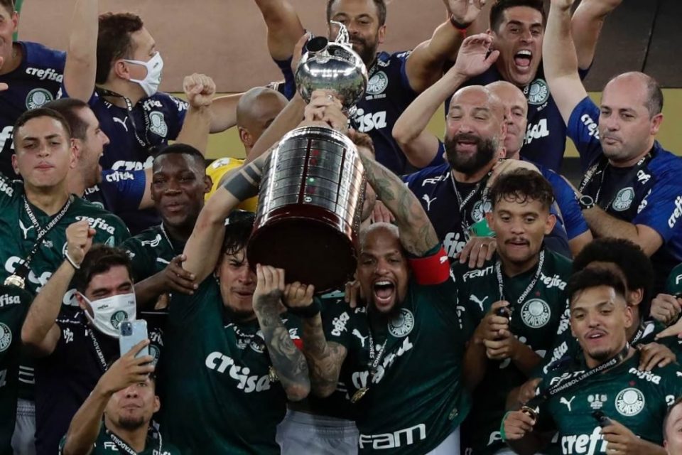 Palmeiras promove festa para comemorar a Libertadores
