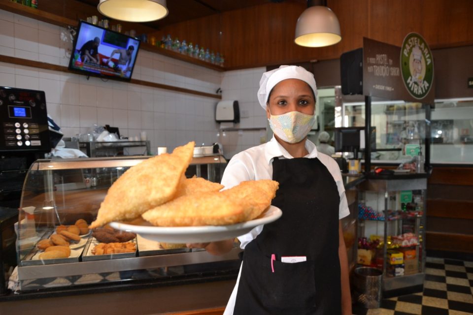 Pastelaria Hirata se destaca entre as tradições marilienses