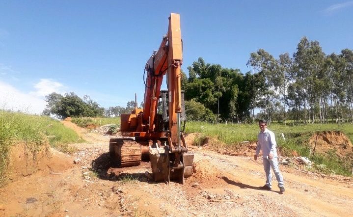 Prefeitura promete melhorar estradas rurais para escoamento