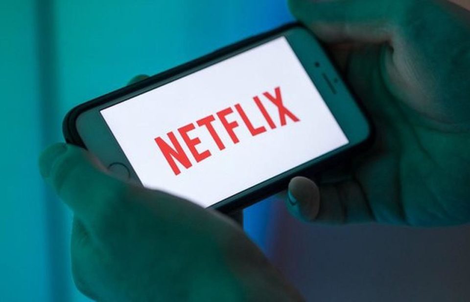 Netflix ganha download automático de séries e filmes