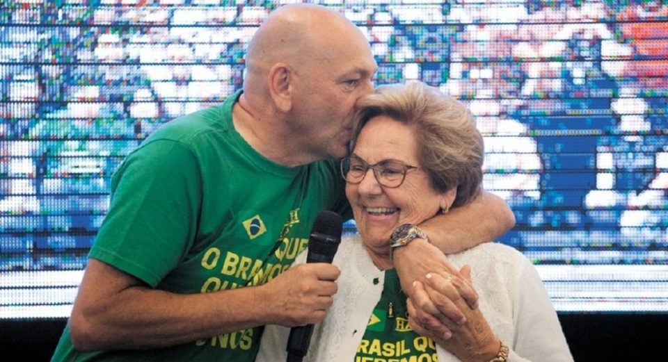 Mãe de Luciano Hang morre por complicações da covid-19