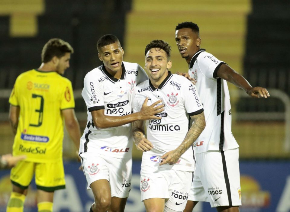 Corinthians derrota Mirassol em Volta Redonda