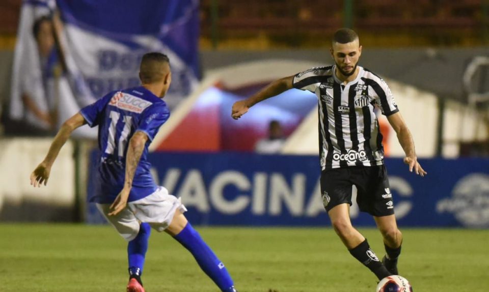 Santos se apresenta bem e arranca empate com o Santo André