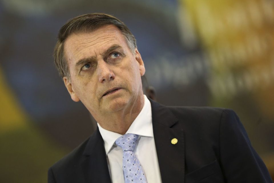 ‘Chega de mimimi, vão ficar chorando até quando?’, diz Bolsonaro