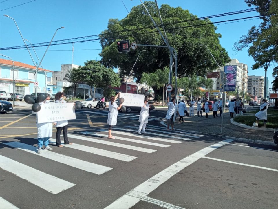 Funcionários do PA Sul protestam por insalubridade de 40%