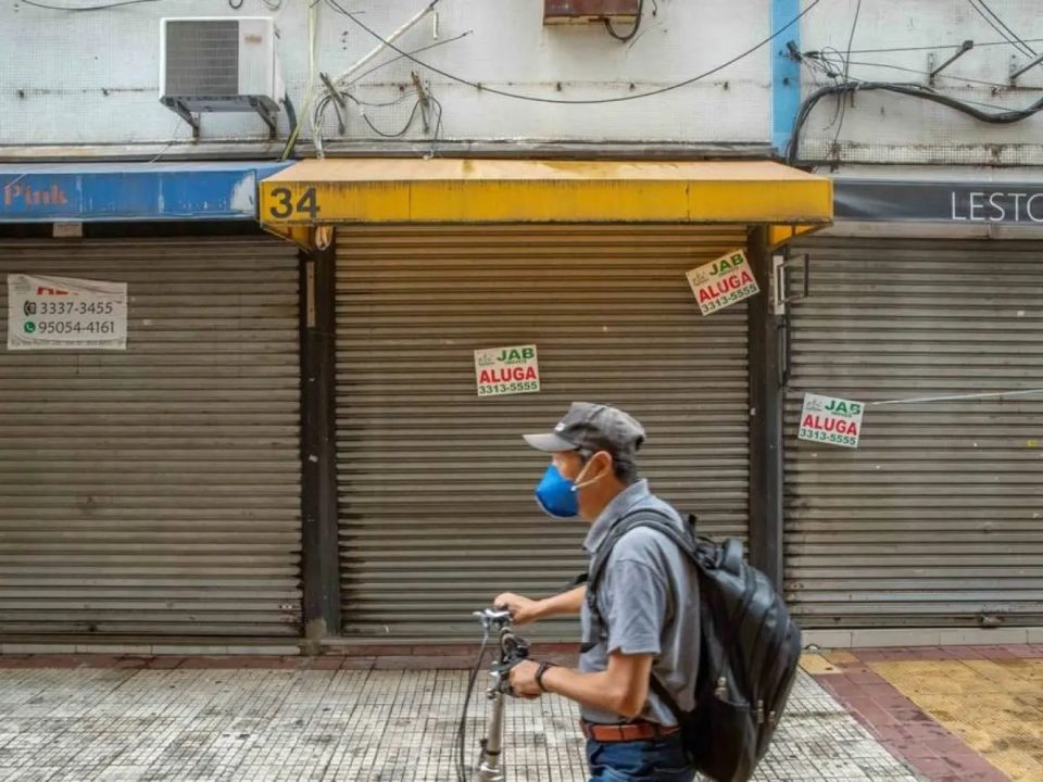 Com pandemia, varejo elimina 75,2 mil lojas físicas