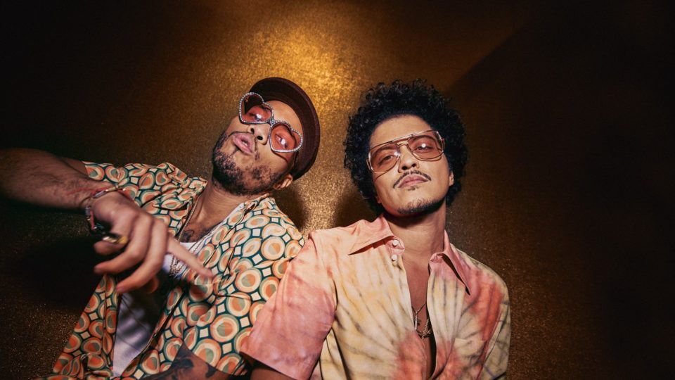 Bruno Mars e Anderson Paak lançam música juntos